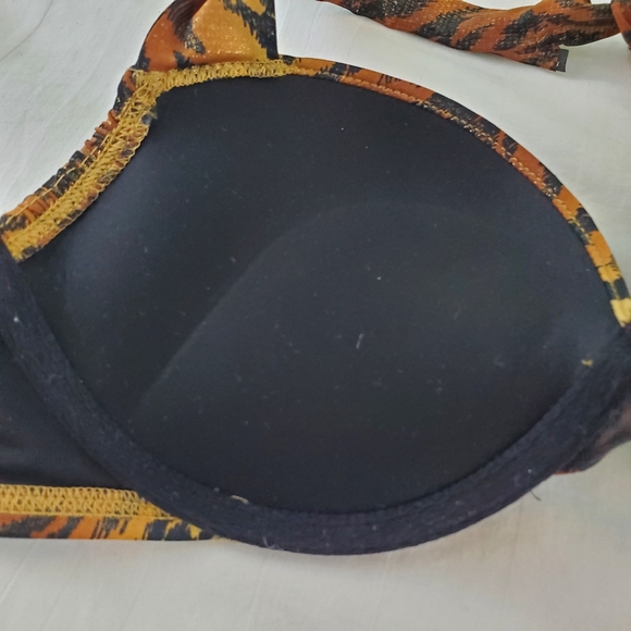 Victoria's Secret Swim Bombshell Tiger Print Shimmer Bikini Top & Bottom 34A XS - Picture 9 of 16